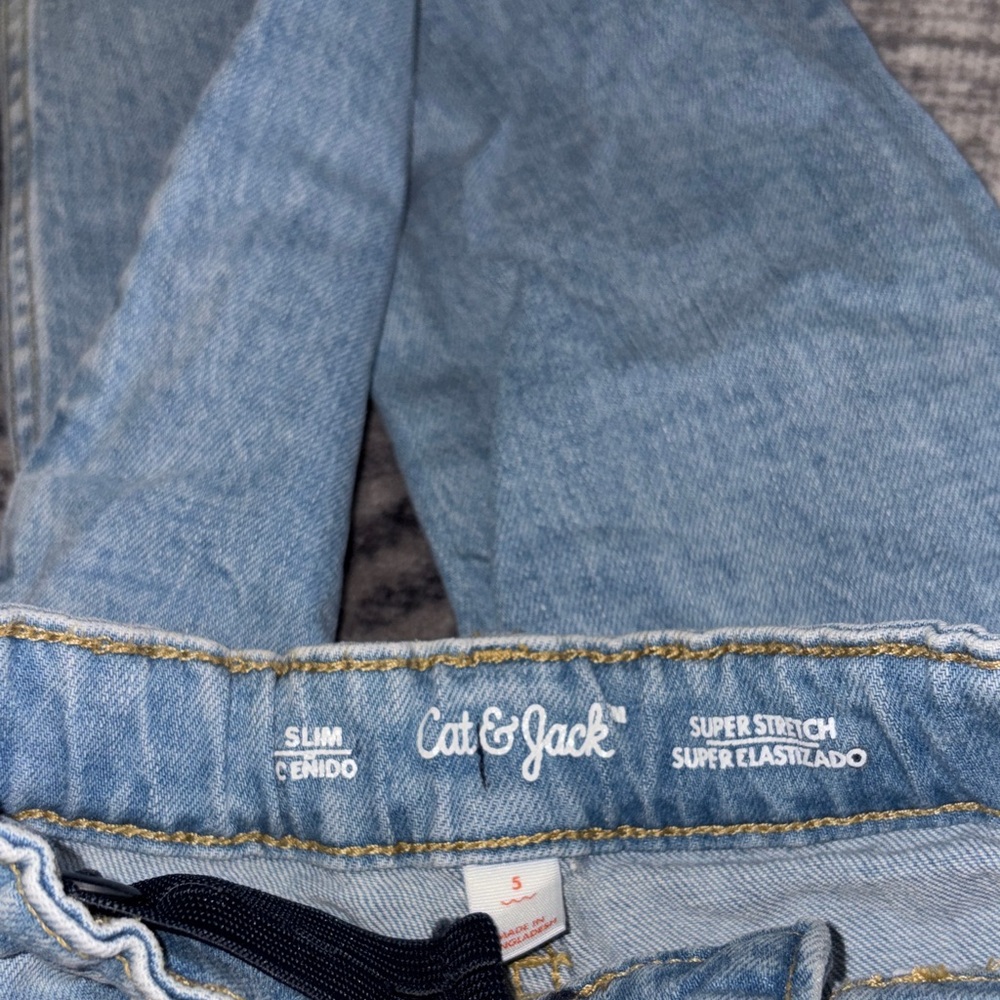🐢Cat & Jack Light Blue Kids Jeans - Picture 2 of 4